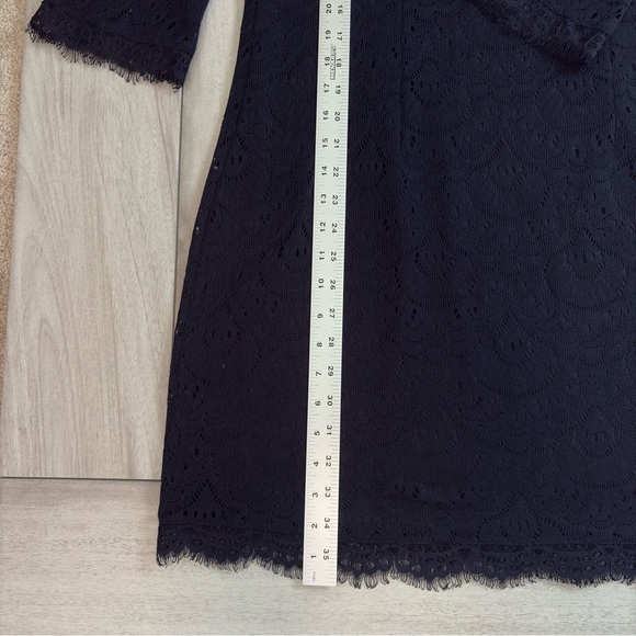 Maggy London Navy Blue Scalloped Lace Sheath Dress 10 Wedding Guest - Picture 6 of 8